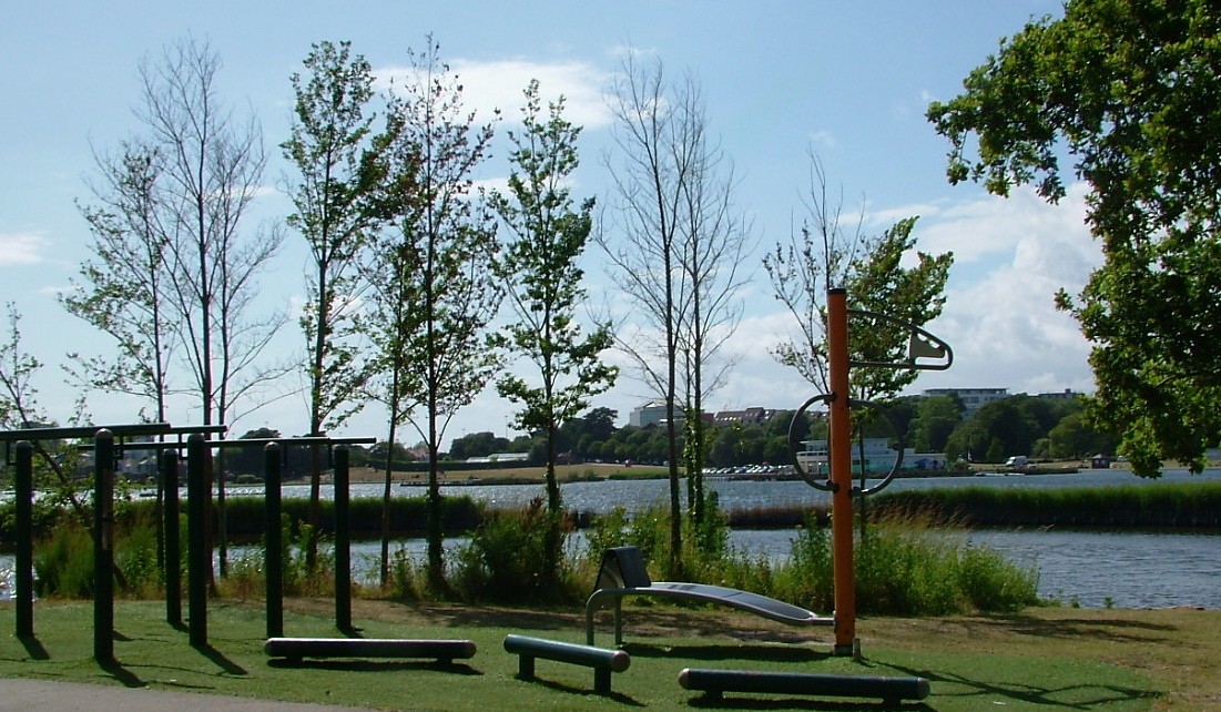 Poole Park fitness trail, copyright Bill Lister